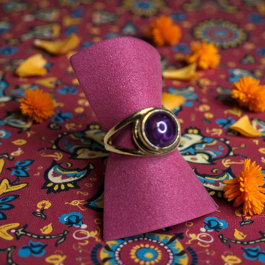 Brass ring with amethyst