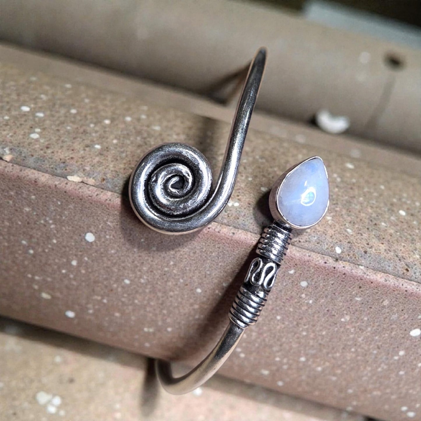 Bracelet with moon stone